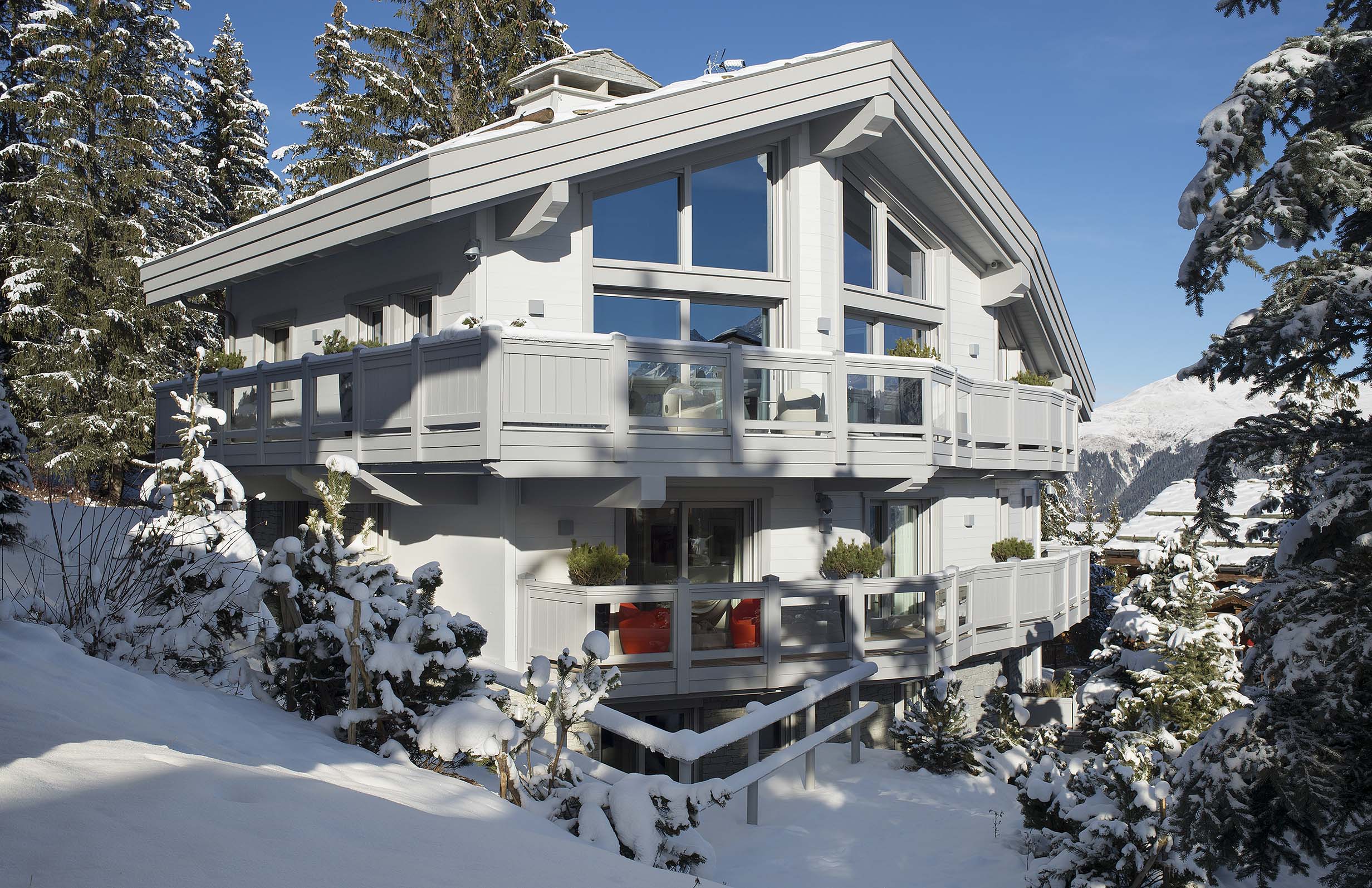 exterior front chalet pow courchevel